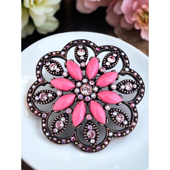 Vintage 1990s Joan Rivers Floral Brooch Pink Cabochon Crystal Copper Tone - 6E - Picture 2 of 5